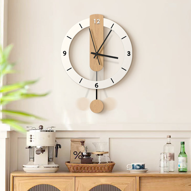 Massief houten wandklok - Stil uurwerk met houten slinger