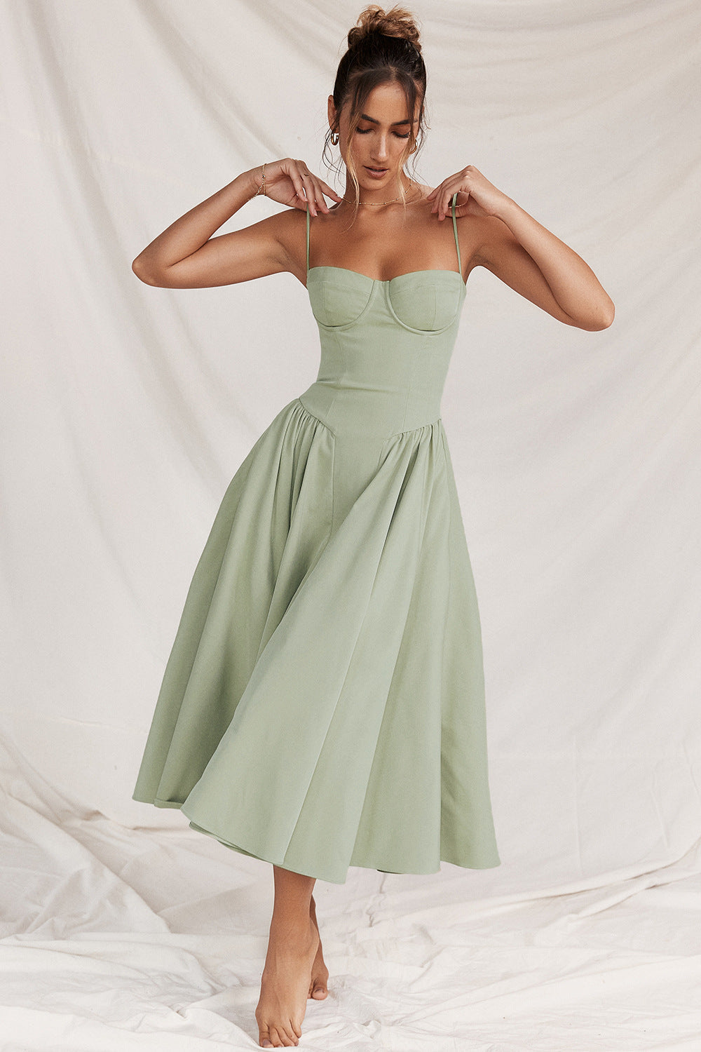 Elegante midi-jurk met corsettop