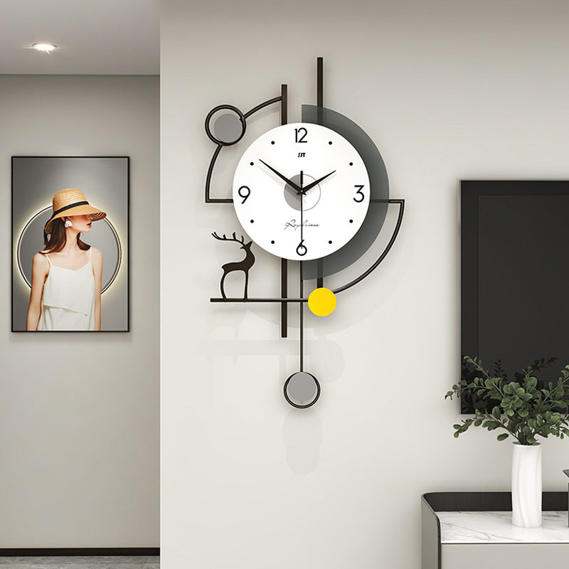 Decoratieve wandklok - IJzeren frame met stil uurwerk