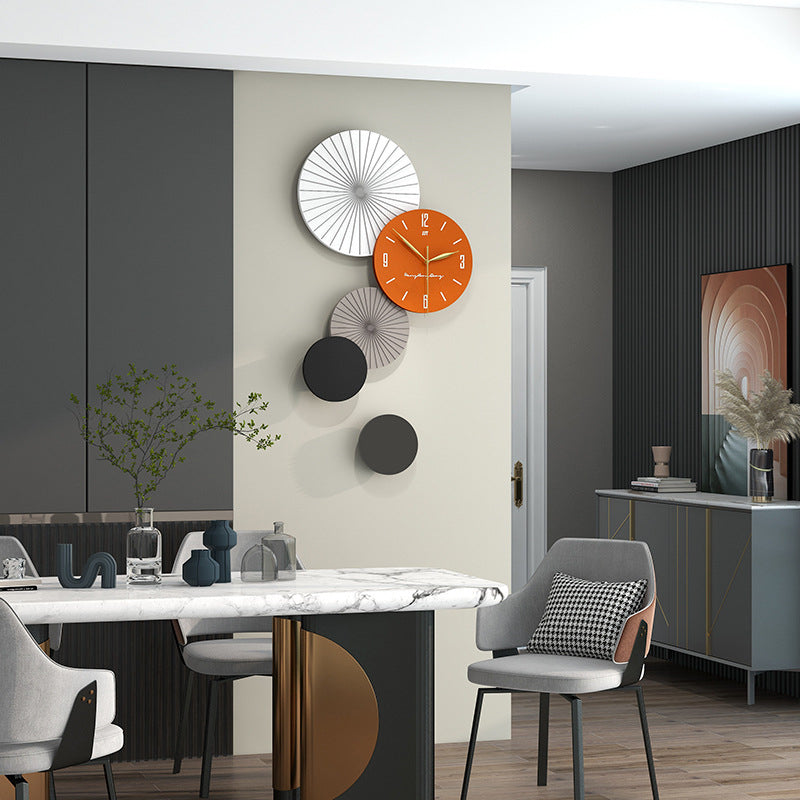 Moderne decoratieve wandklok - Metaal en MDF met stil uurwerk