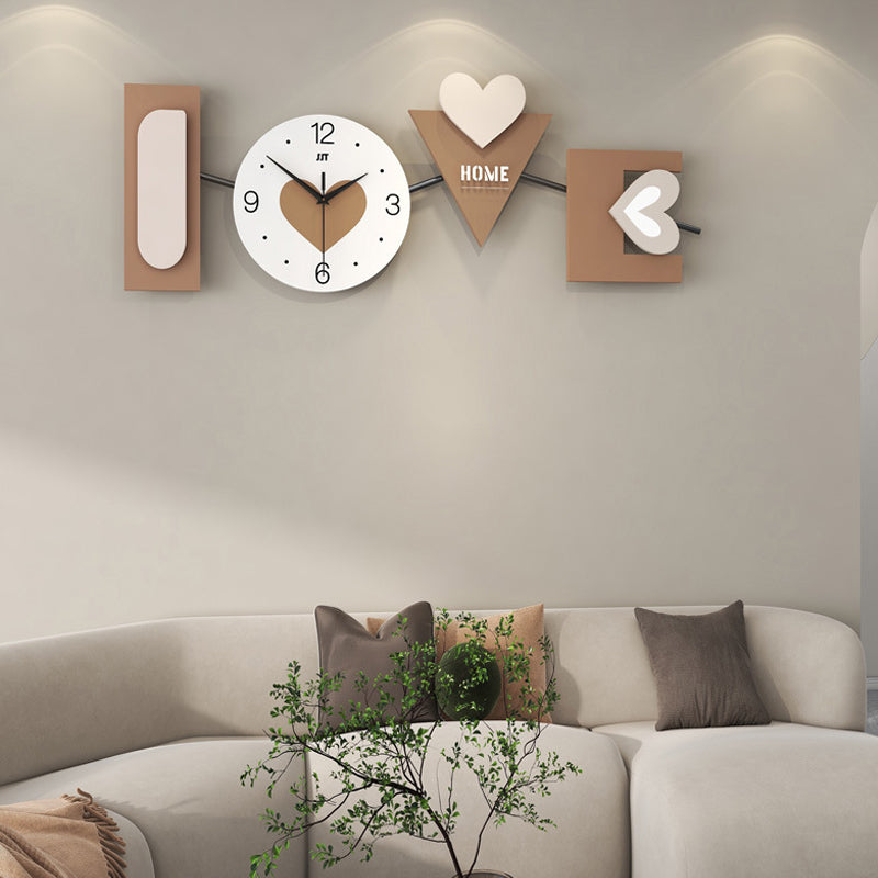 LOVE hart wandklok - IJzer en MDF met stil uurwerk
