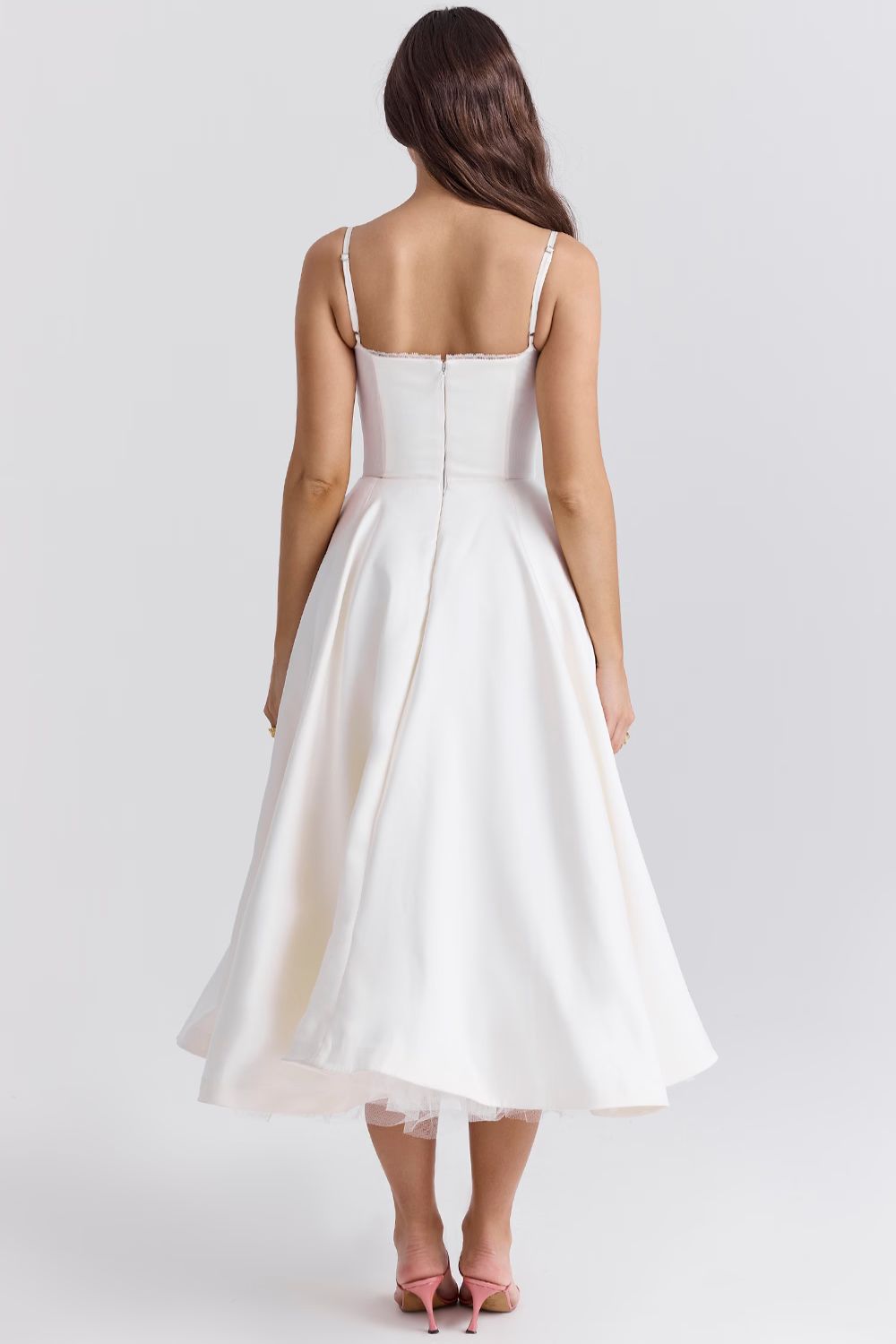 Elegante maxi-jurk met aansluitende top en uitlopende rok