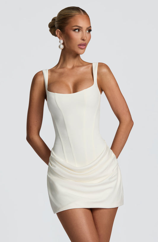 Elegante mini-jurk met corsettop en plooidetails