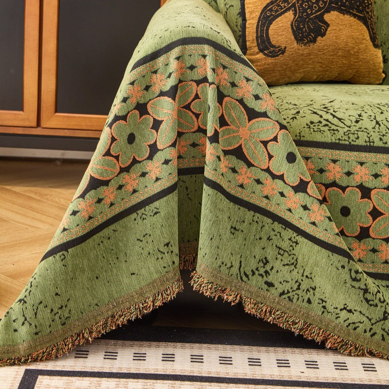 Chenille bankplaid - Bloemenjacquard met kwastjes