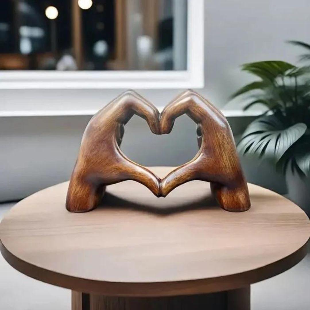 Handgesneden houten hartdecoratie - Natuurlijk hout