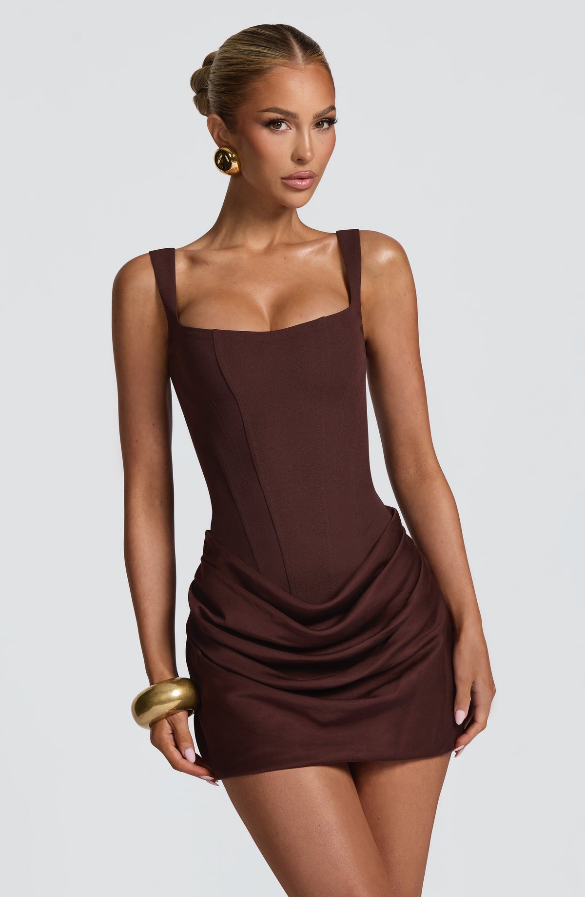 Elegante mini-jurk met corsettop en plooidetails