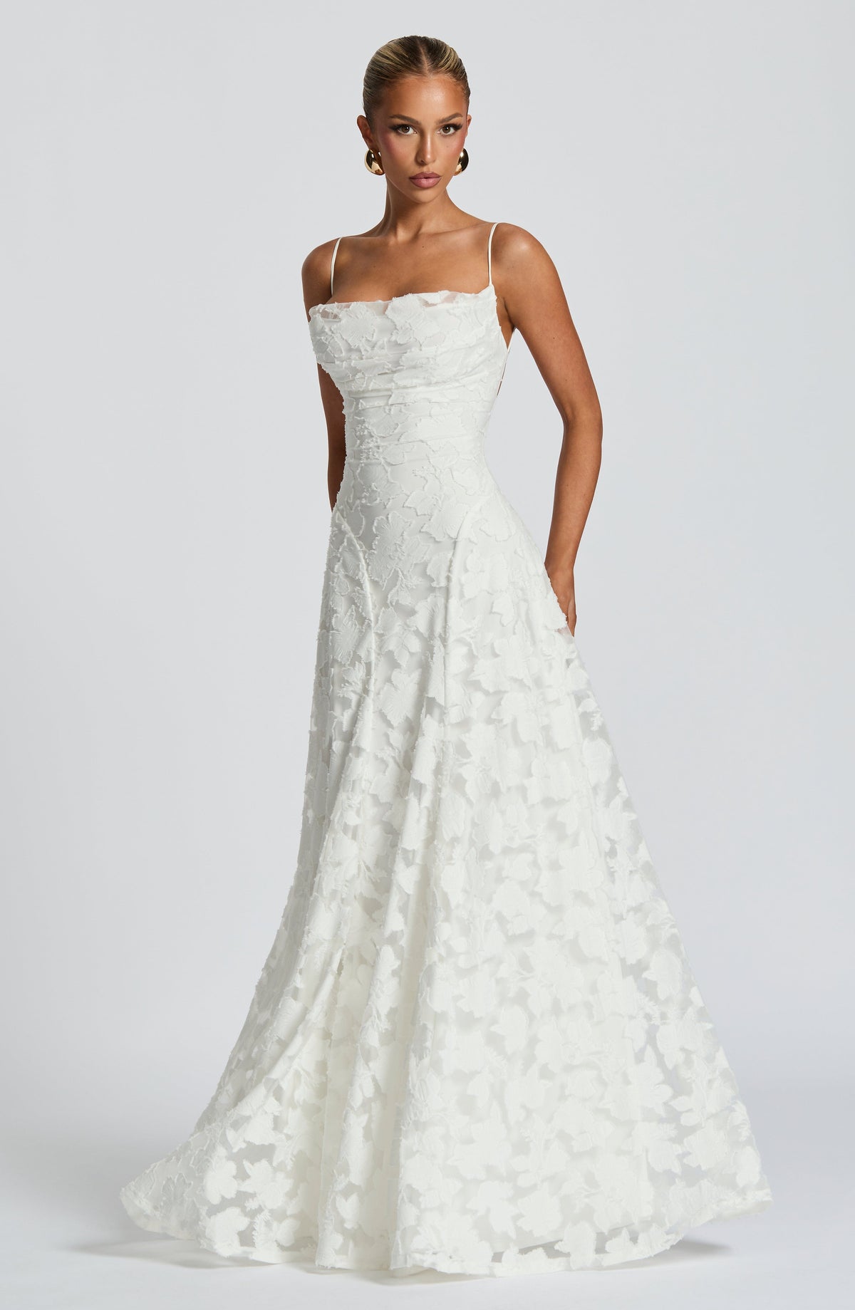 Romantische maxi-jurk met bloemen- en kantdetails
