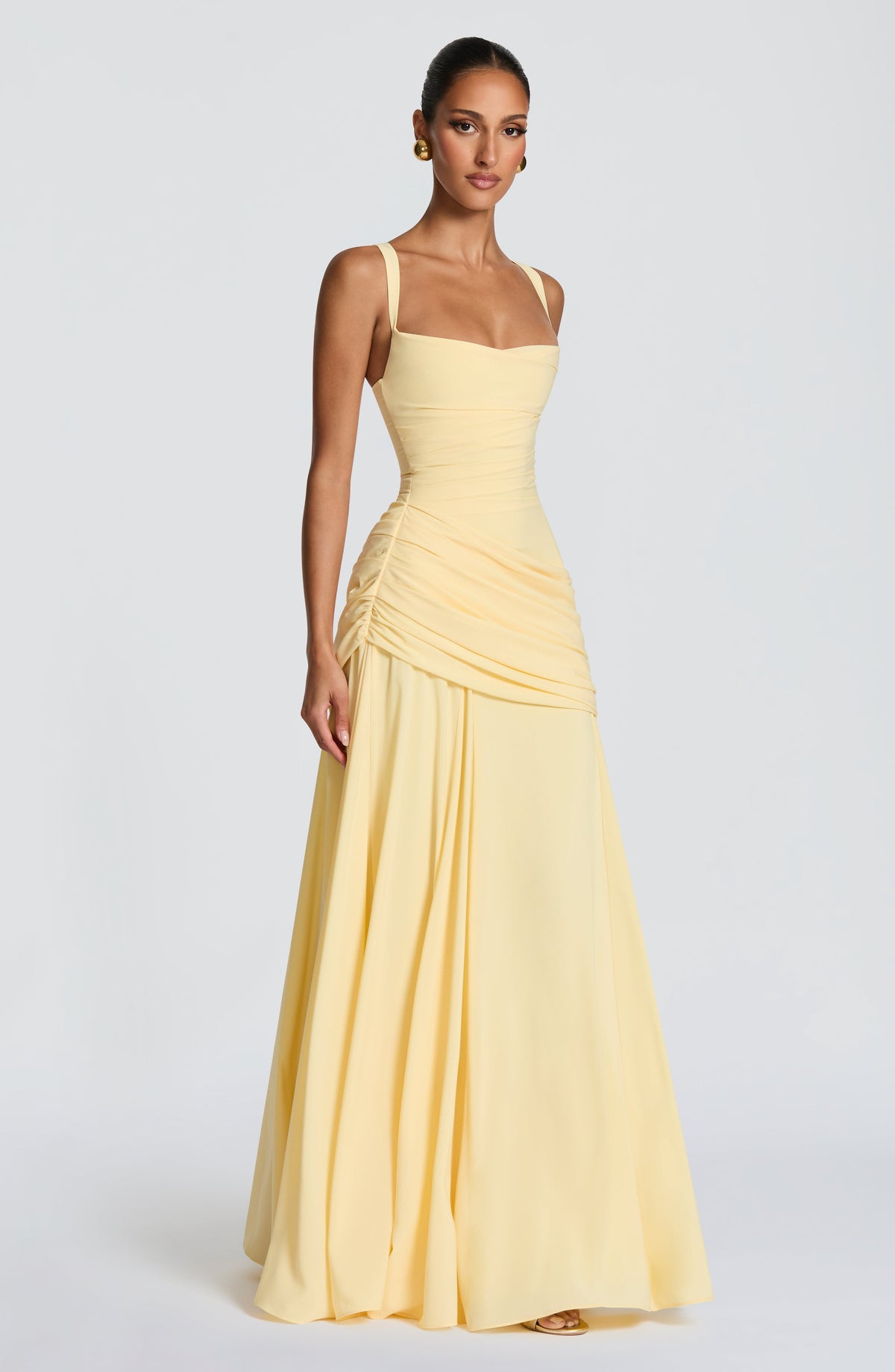 Elegante maxi-jurk met vierkante hals en drapering
