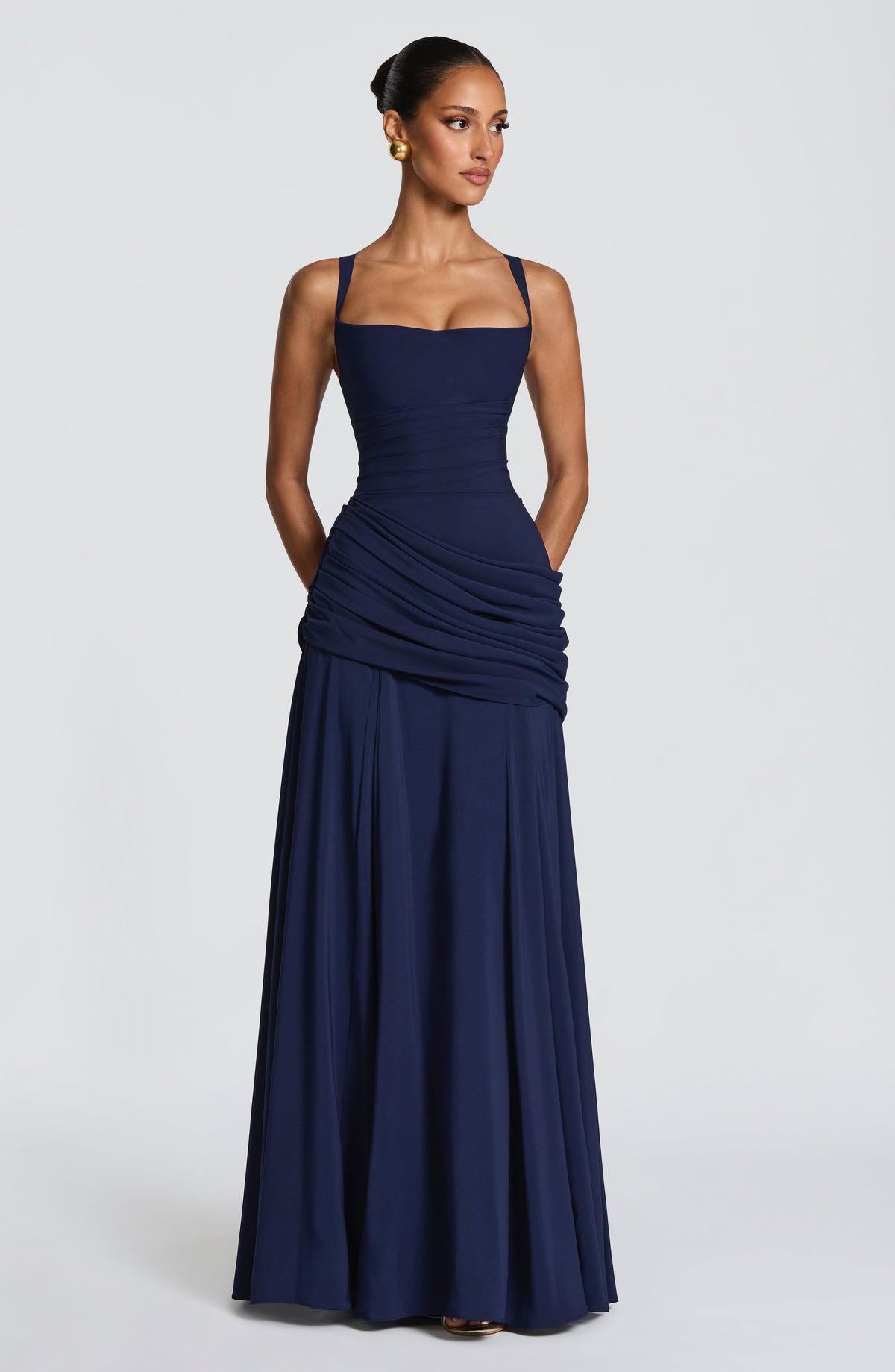 Elegante maxi-jurk met vierkante hals en drapering